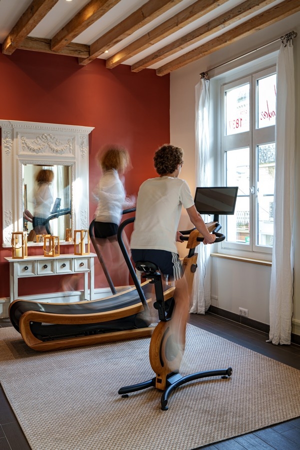 Vélo d’appartement de la salle de fitness – Le Londres, hôtel à Saumur
