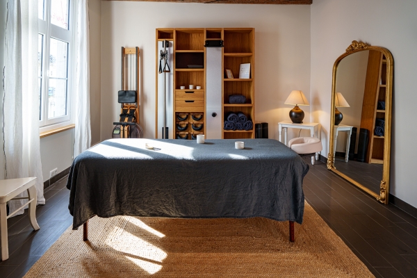 Salle de massage Pure Relax – Le Londres, hôtel à Saumur